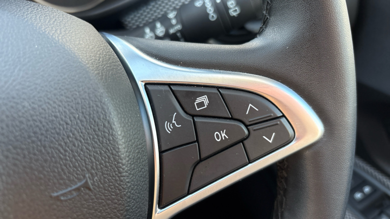 Dacia Jogger 1.0 TCe Comfort 5dr Petrol Estate